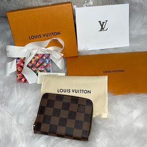 Louis Vuitton Zippy Coin Purse in Damier Ebene